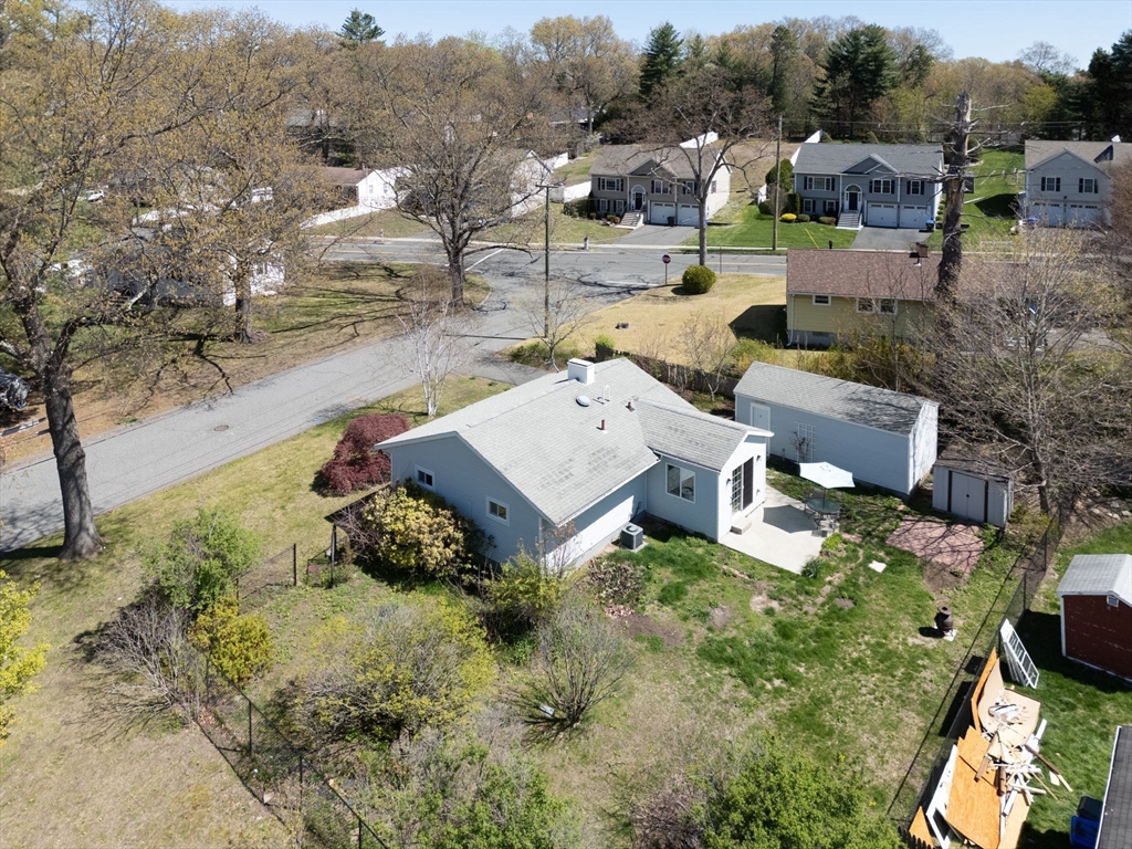 15 Crestmont Street Springfield, MA 01108 - Photo 19 of 24