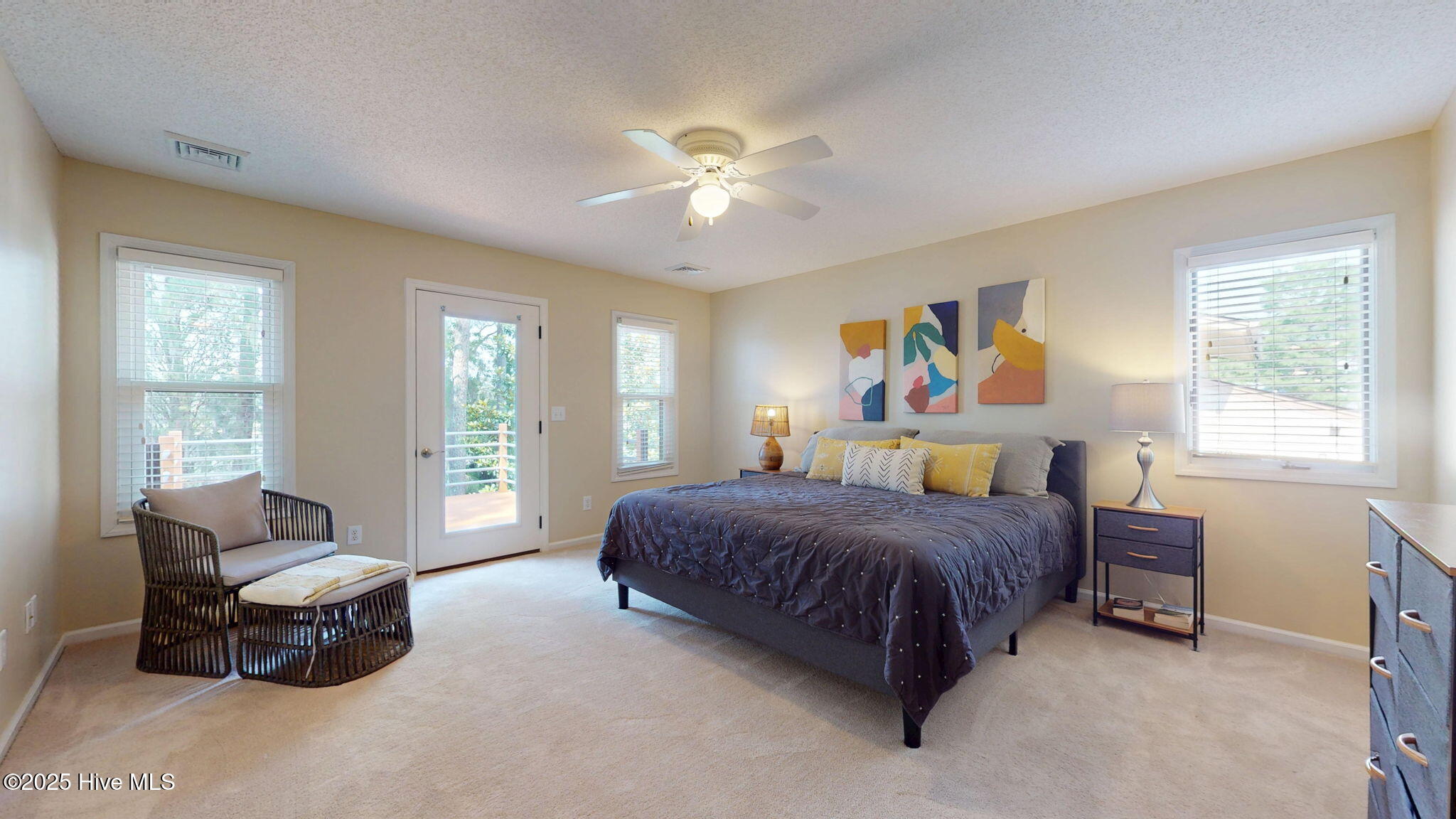 5410 Trade Winds Road New Bern, NC 28560 - Photo 19 of 66 Primary suite