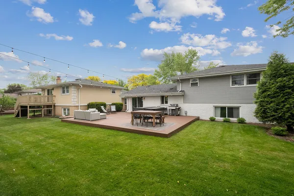 $519,900 | 1222 Hillview Drive, Lemont, IL 60439