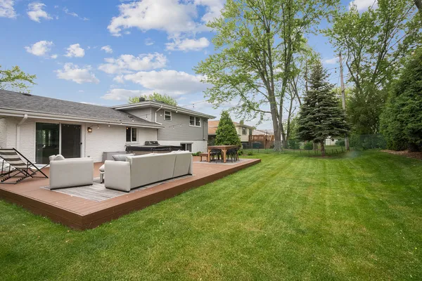$519,900 | 1222 Hillview Drive, Lemont, IL 60439
