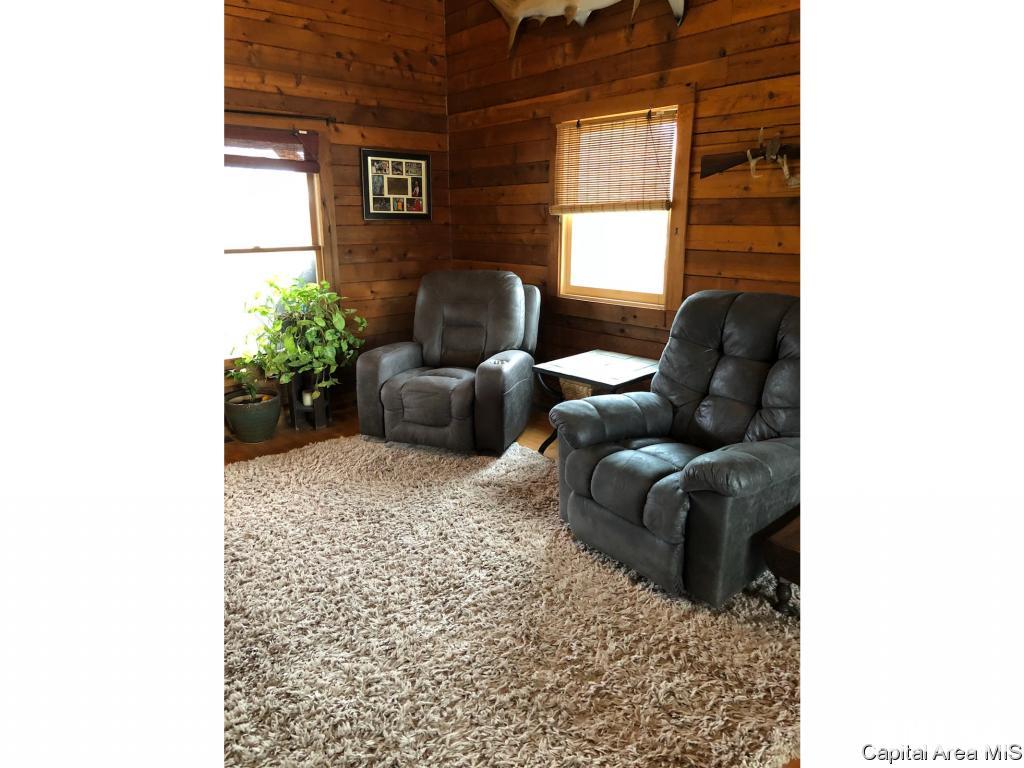 3289 Elliott Road Bunker Hill, IL 62014 - Photo 4 of 35