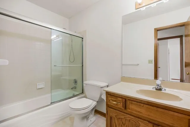 $330,000 | 1008 Northwest 62nd Terrace, Kansas City, MO 64118