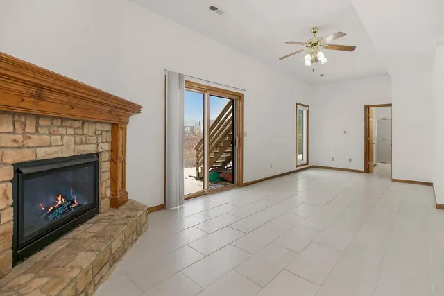 $330,000 | 1008 Northwest 62nd Terrace, Kansas City, MO 64118