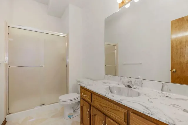 $330,000 | 1008 Northwest 62nd Terrace, Kansas City, MO 64118