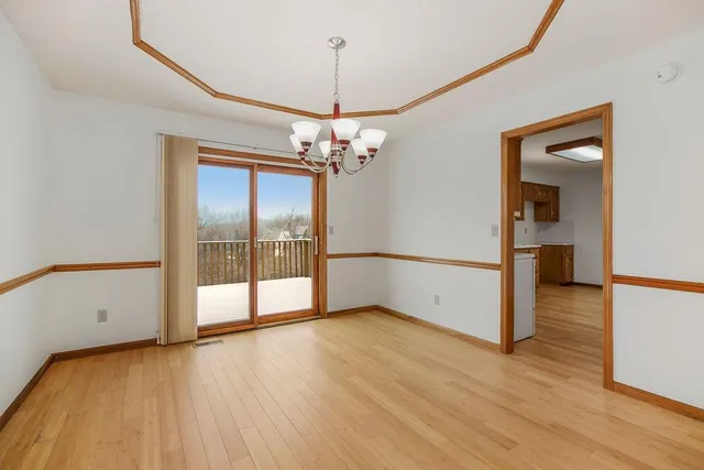 $330,000 | 1008 Northwest 62nd Terrace, Kansas City, MO 64118