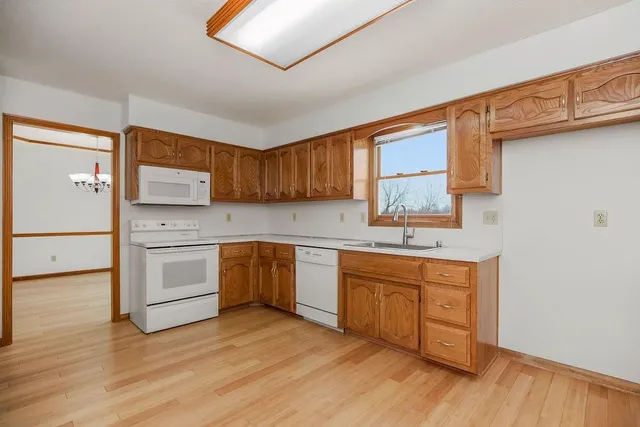 $330,000 | 1008 Northwest 62nd Terrace, Kansas City, MO 64118