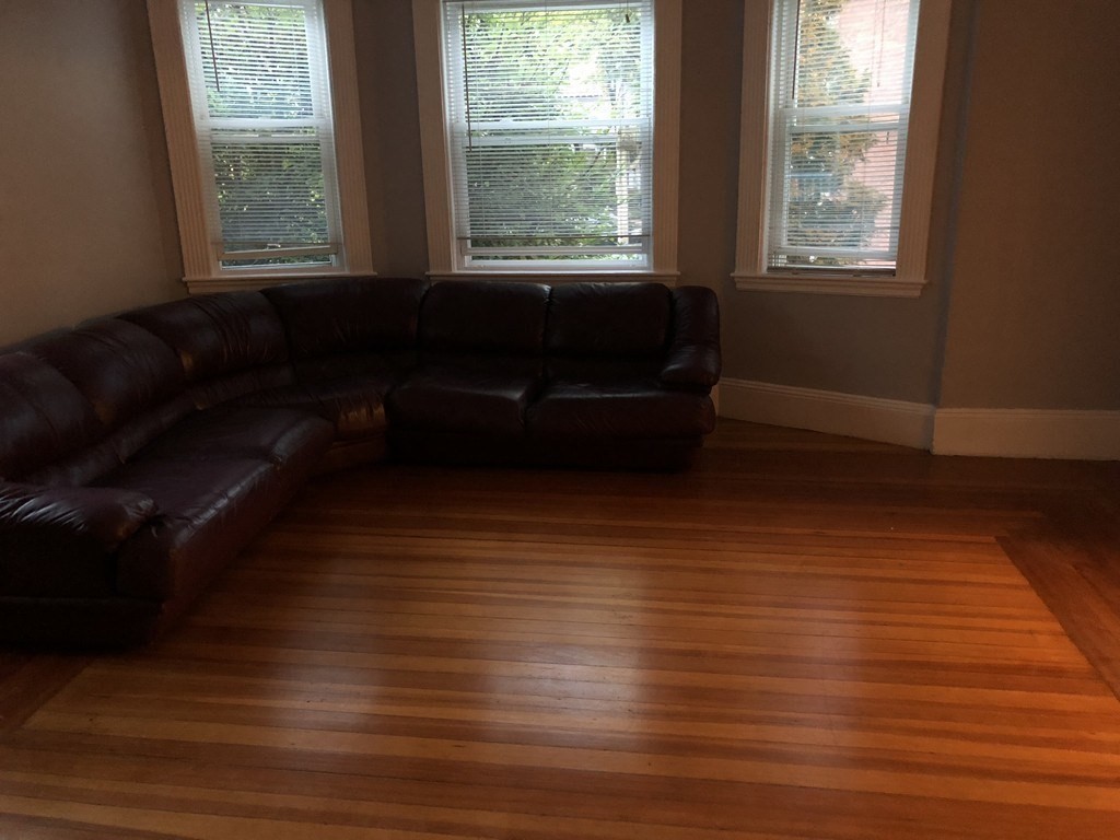 60 Kilsyth Road, Unit 1 Brookline, MA 02445 - Photo 3 of 11