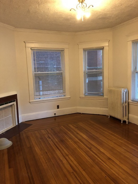 60 Kilsyth Road, Unit 1 Brookline, MA 02445 - Photo 8 of 11