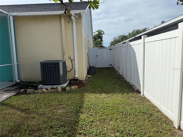 a view of walk in closet