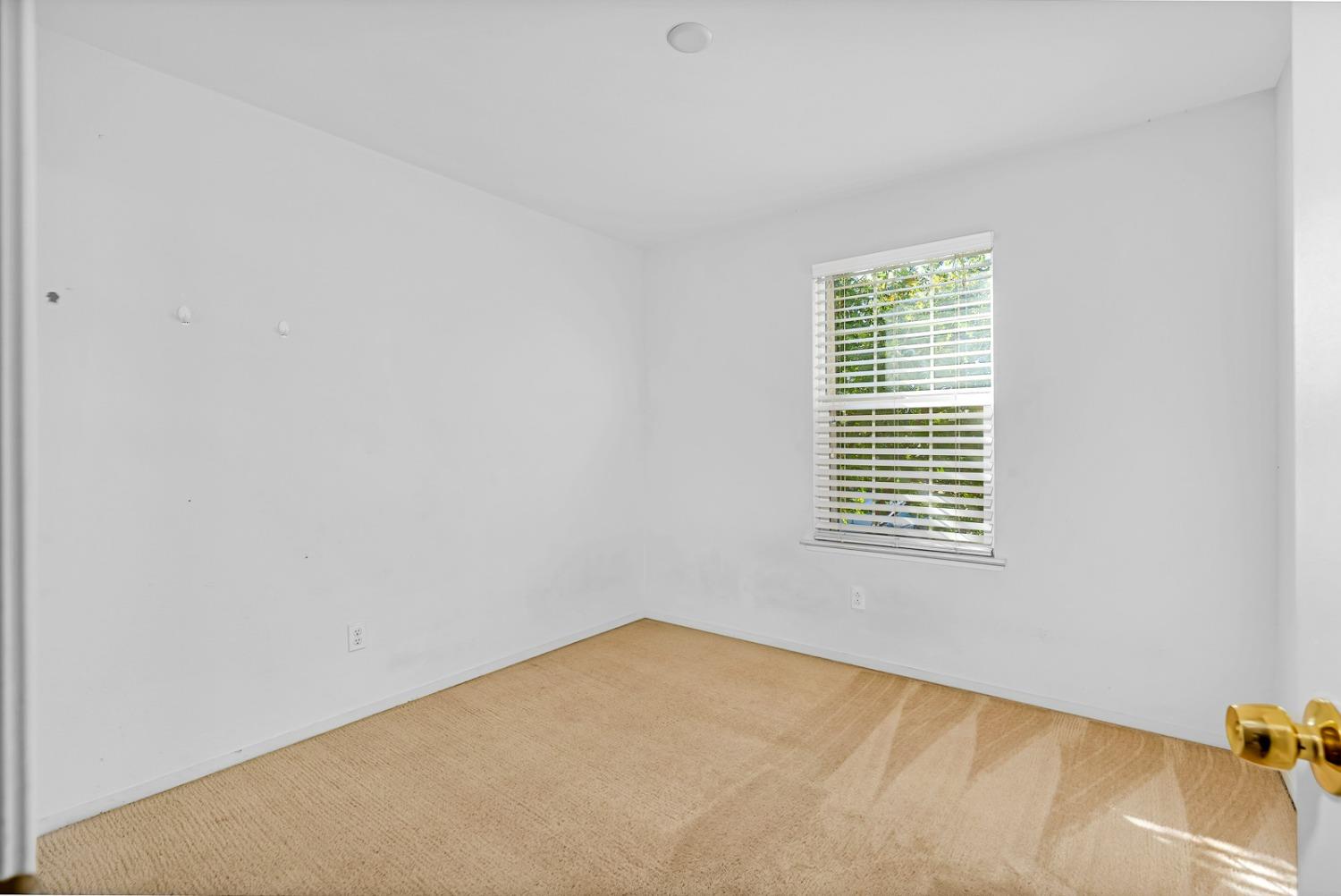 1438 Mandarin Street Madera, CA 93638 - Photo 25 of 39