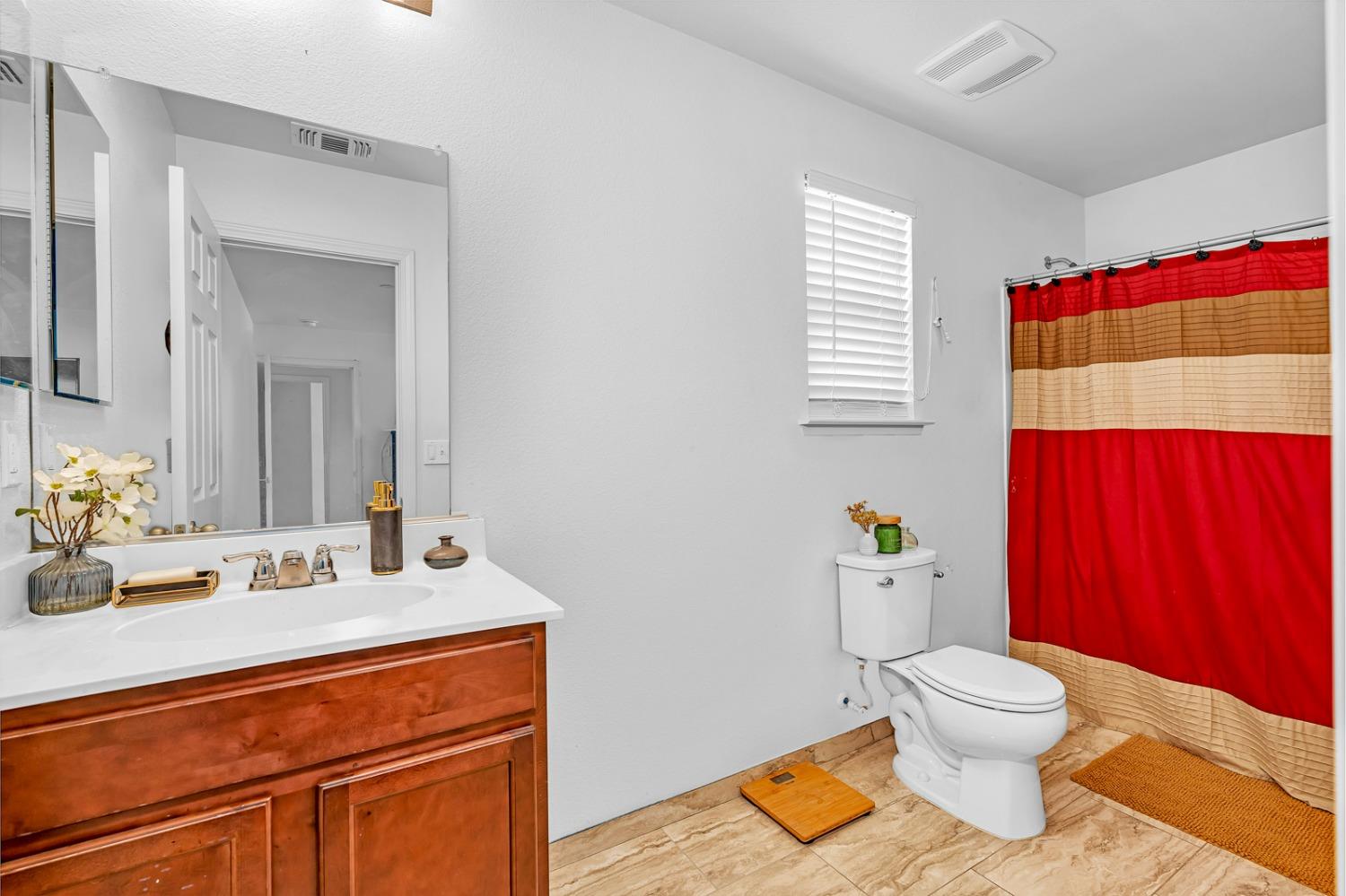 1438 Mandarin Street Madera, CA 93638 - Photo 31 of 39