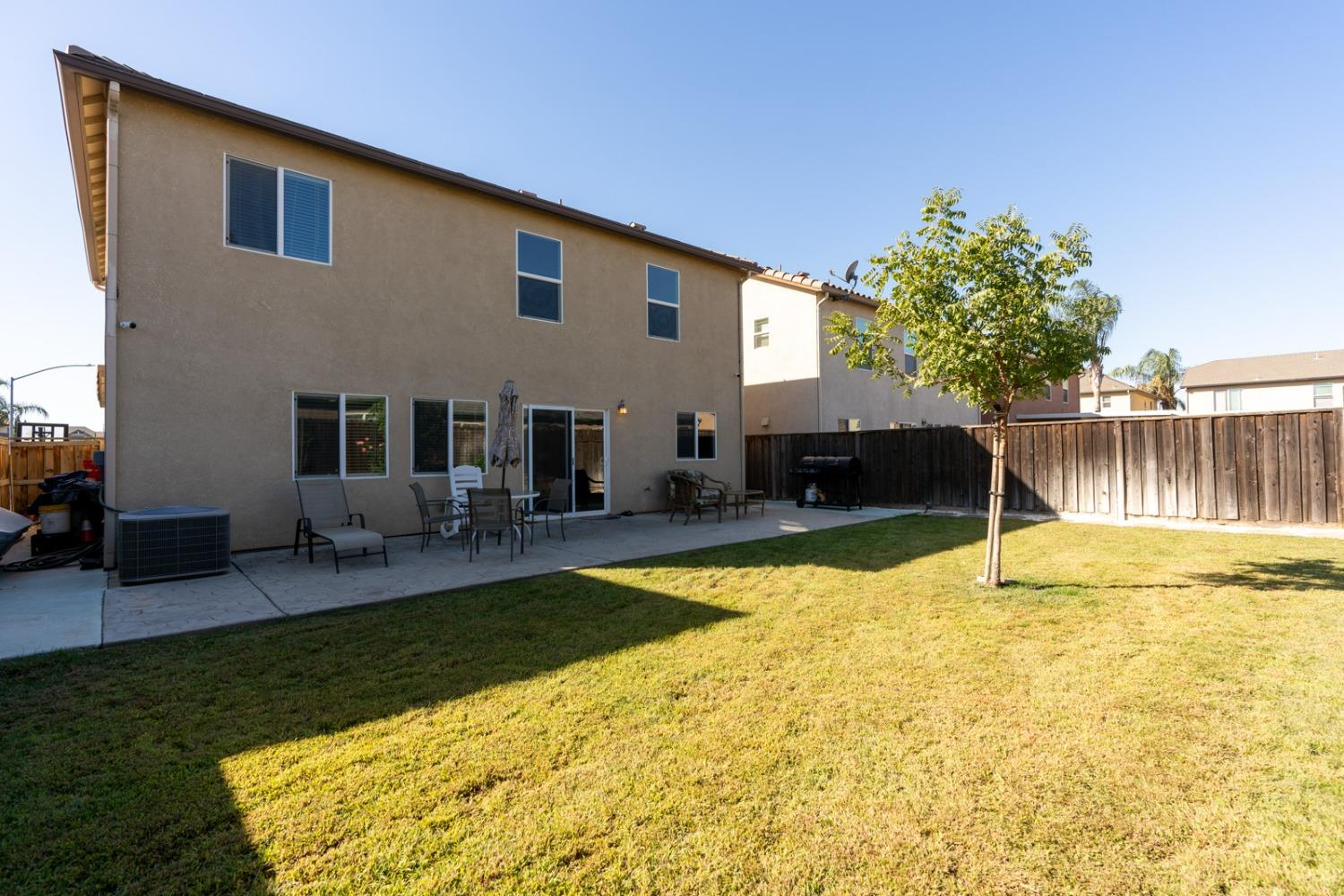 1438 Mandarin Street Madera, CA 93638 - Photo 38 of 39