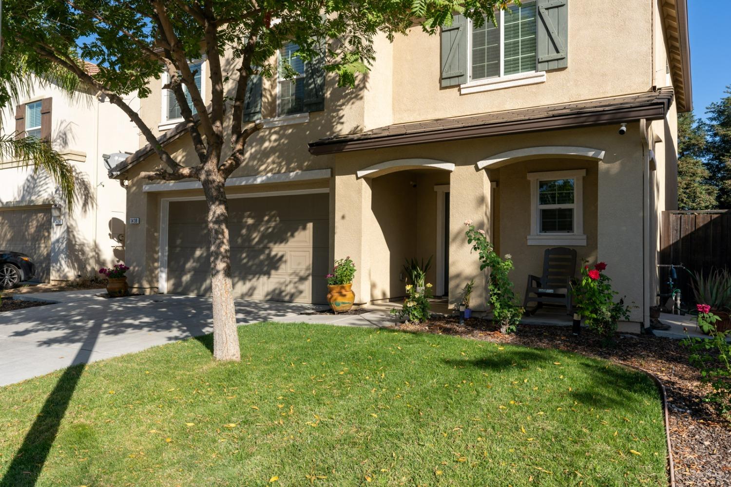 1438 Mandarin Street Madera, CA 93638 - Photo 4 of 39