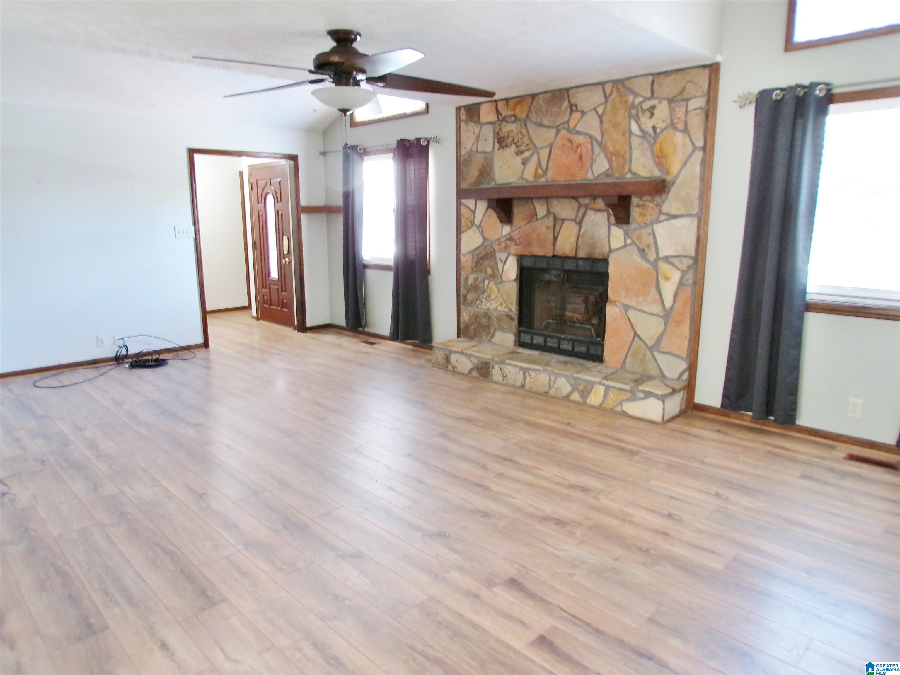 1707 Roundhill Road Weaver, AL 36277 - Photo 16 of 78