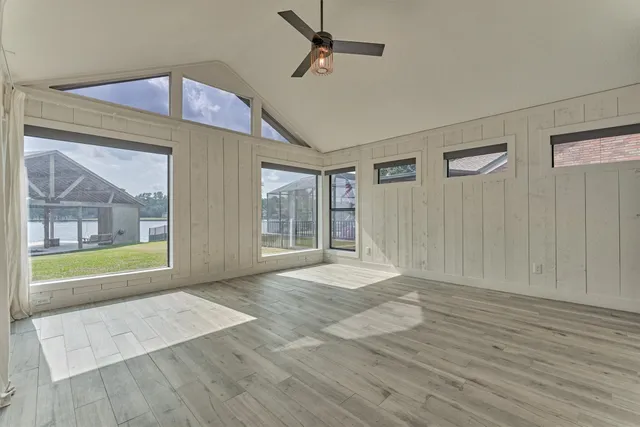 $875,000 | 14696 South Diamondhead, Conroe, TX 77356