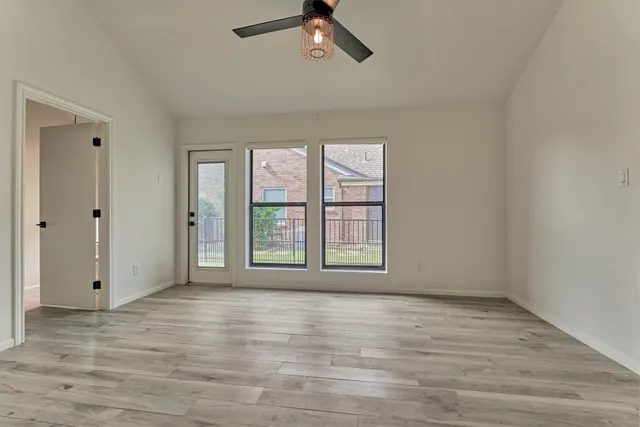 $875,000 | 14696 South Diamondhead, Conroe, TX 77356