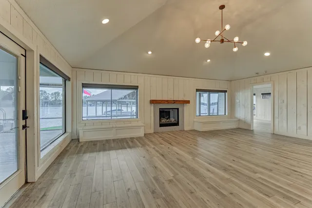 $875,000 | 14696 South Diamondhead, Conroe, TX 77356