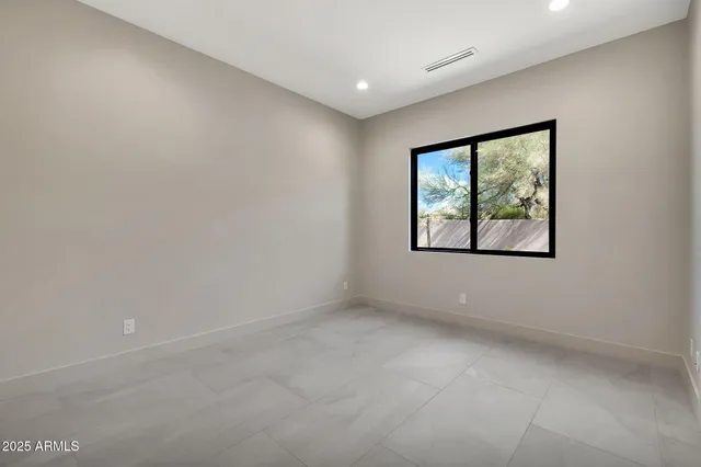 $2,050,000 | 31120 North Visado Court, Unit 92, Scottsdale, AZ 85262