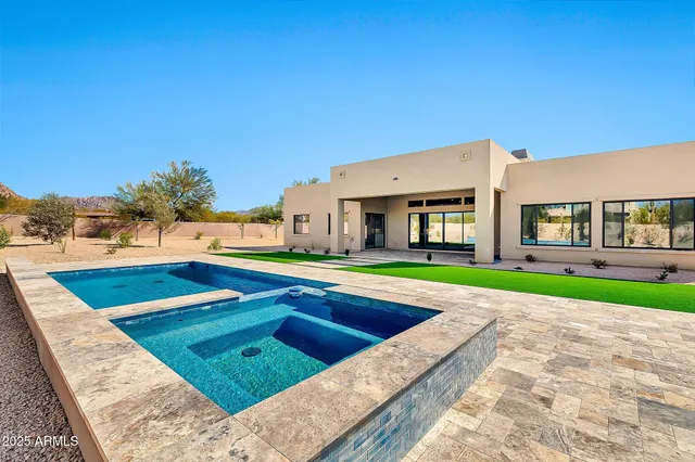 $2,050,000 | 31120 North Visado Court, Unit 92, Scottsdale, AZ 85262