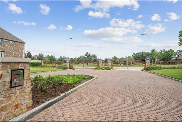 $859,000 | 13610 Butterfly Bush Lane, Tomball, TX 77377