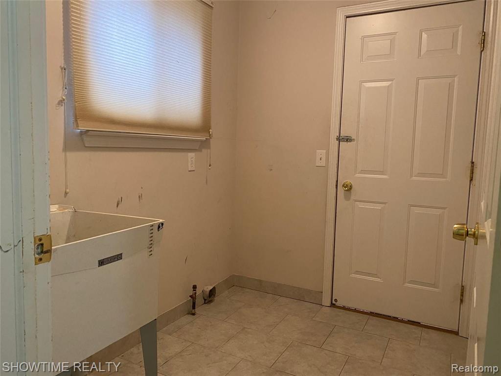 12224 19 Mile Road Sterling Heights, MI 48313 - Photo 22 of 37