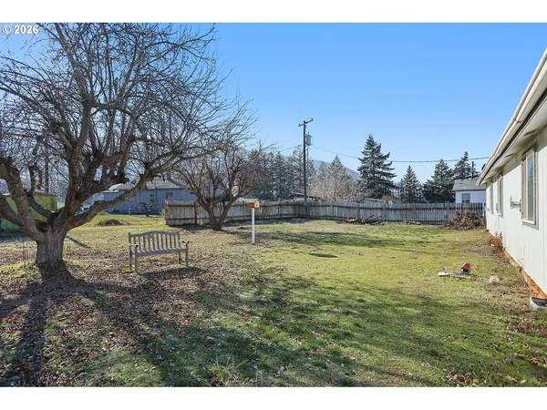 $265,000 | 406 1st Street, Rufus, OR 97050