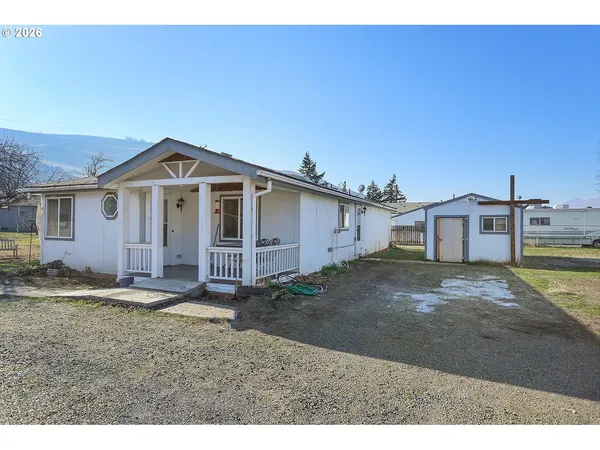 $265,000 | 406 1st Street, Rufus, OR 97050
