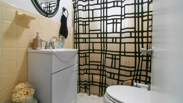 $210,000 | 700 Powderhorn Drive, Athens, TX 75751