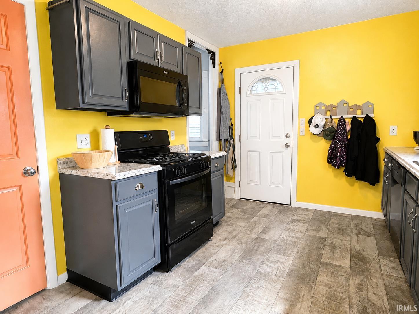 730 Ridgewood Drive Fort Wayne, IN 46805 - Photo 12 of 36