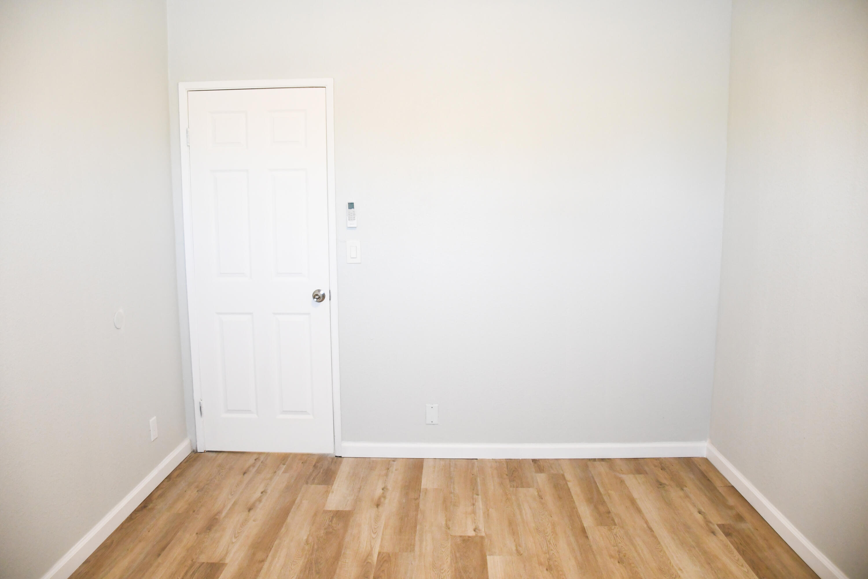 61576 Aberdeen Drive Joshua Tree, CA 92252 - Photo 15 of 31 a view of a small space with wooden floor
