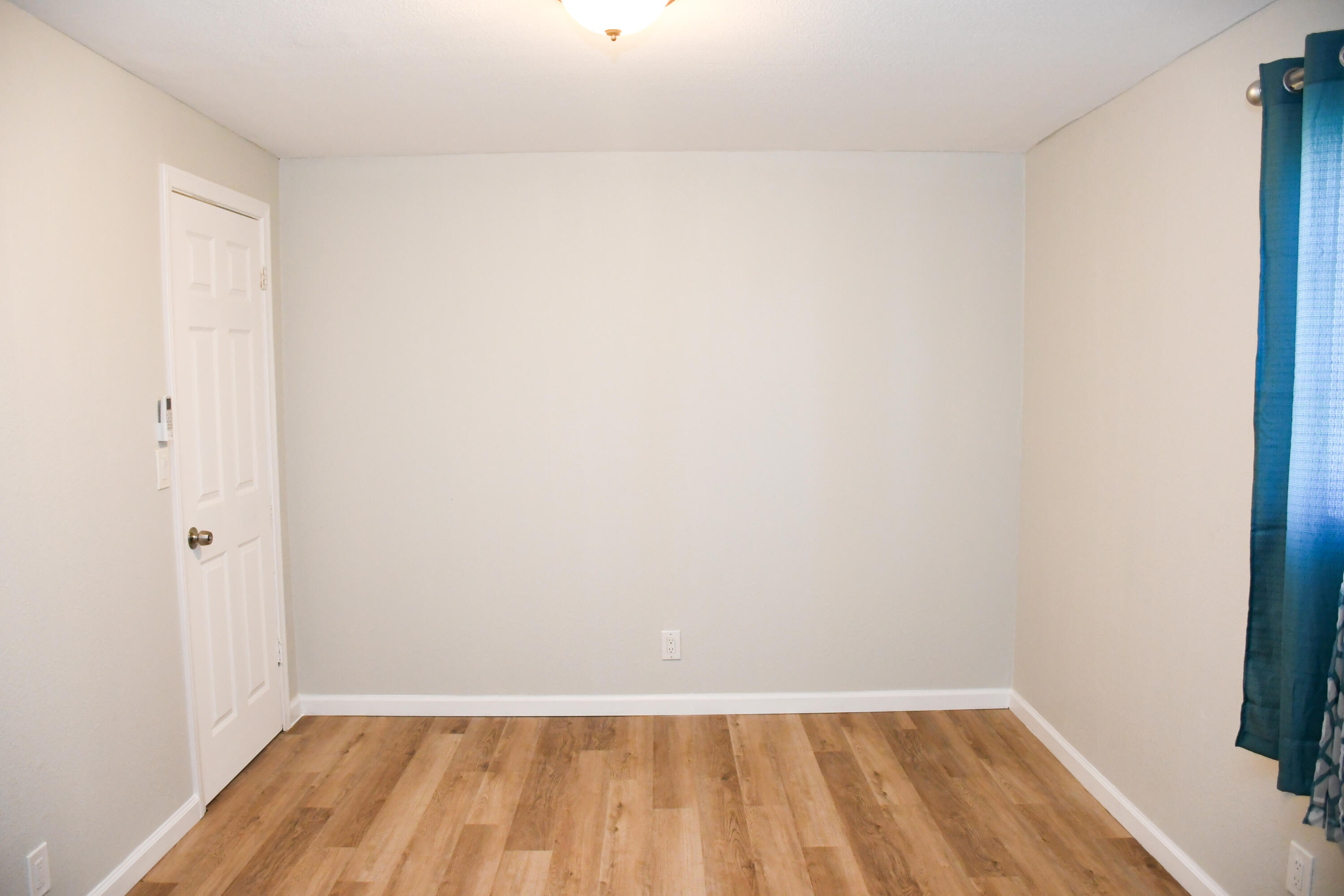 61576 Aberdeen Drive Joshua Tree, CA 92252 - Photo 19 of 31 a view of a small space