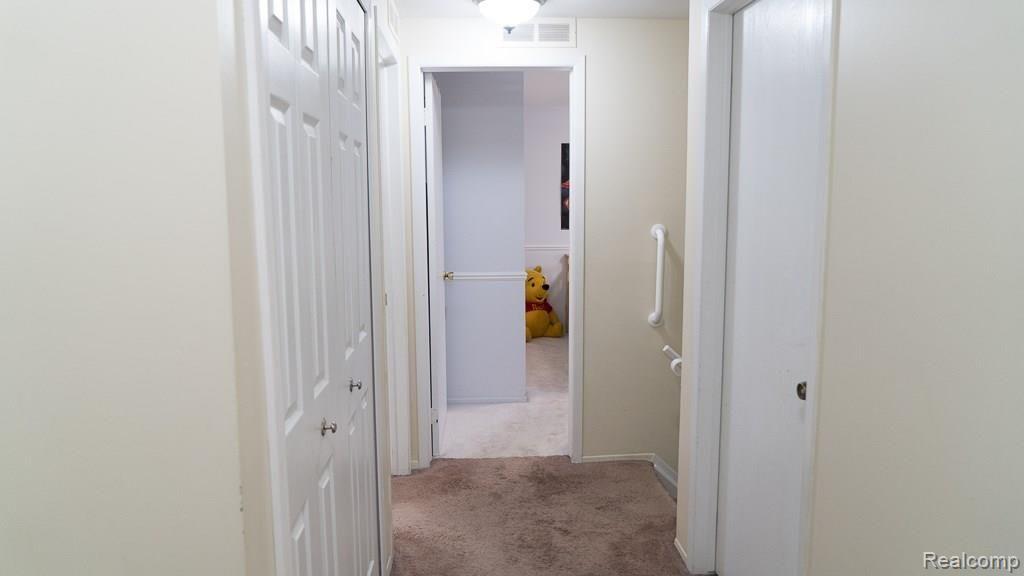 43528 Oakbrook Road Canton, MI 48187 - Photo 47 of 56 43528_Oakbrook-46.jpg