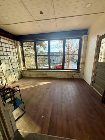 $2,750 | 3704 Baltimore Avenue, Unit 1, Kansas City, MO 64111