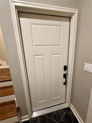 $2,750 | 3704 Baltimore Avenue, Unit 1, Kansas City, MO 64111