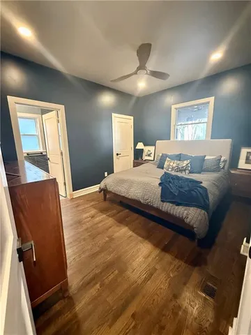 $2,750 | 3704 Baltimore Avenue, Unit 1, Kansas City, MO 64111