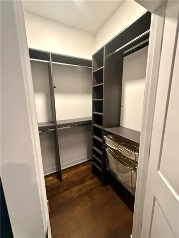 $2,750 | 3704 Baltimore Avenue, Unit 1, Kansas City, MO 64111