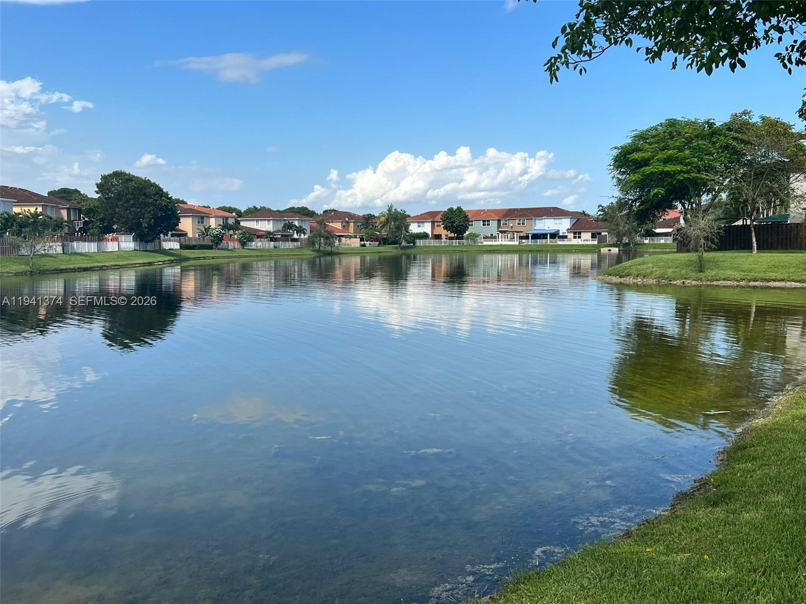 16462 Southwest 48th Terrace Miami, FL 33185 - Photo 16 of 41