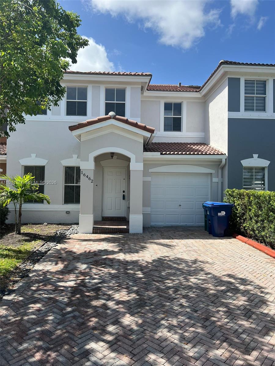 16462 Southwest 48th Terrace Miami, FL 33185 - Photo 2 of 41