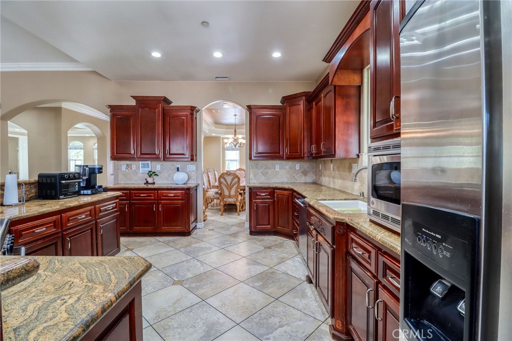 6116 Chadbourne Avenue Riverside, CA 92505 - Photo 16 of 43