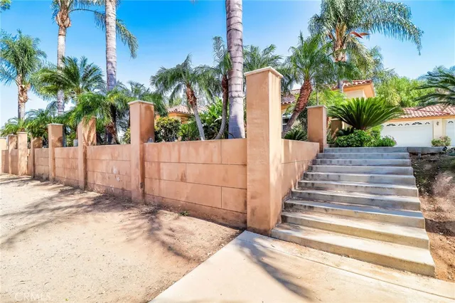 $1,550,000 | 6116 Chadbourne Avenue, Riverside, CA 92505