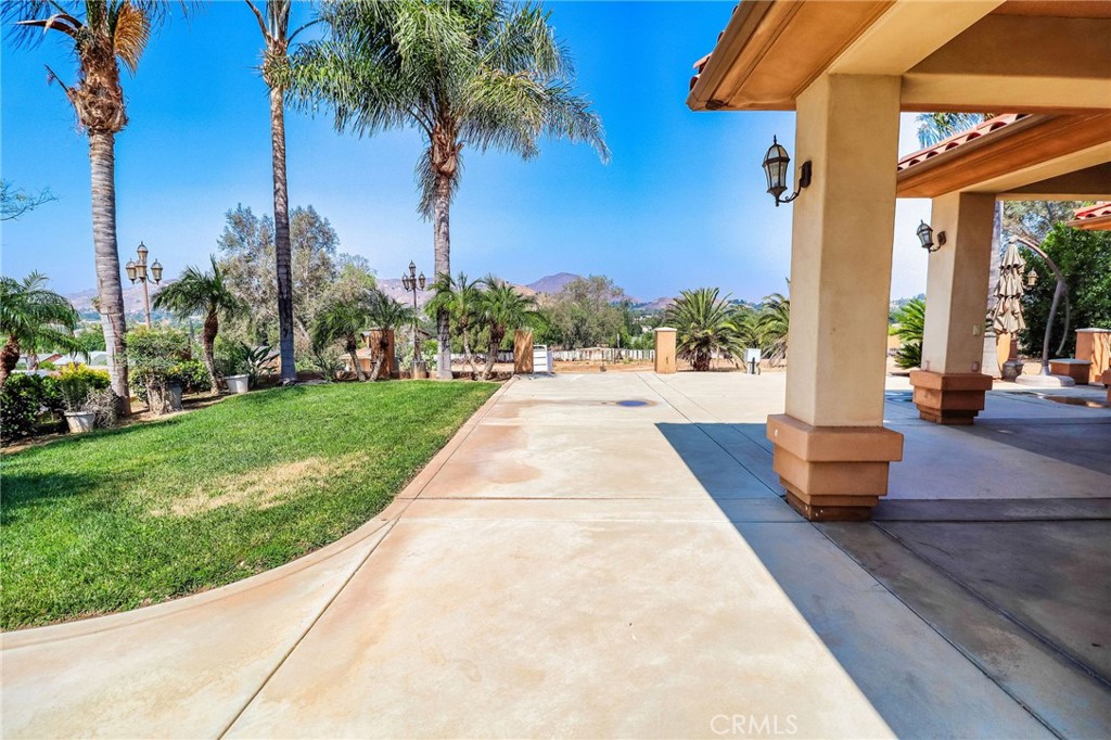 6116 Chadbourne Avenue Riverside, CA 92505 - Photo 35 of 43