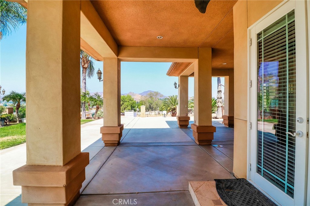 6116 Chadbourne Avenue Riverside, CA 92505 - Photo 36 of 43