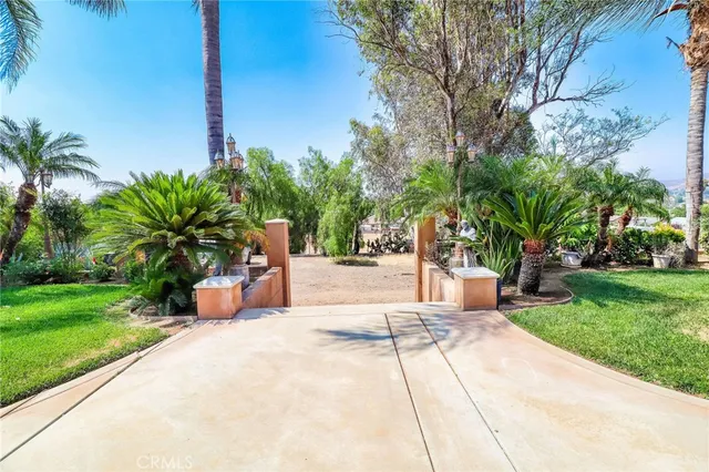 $1,550,000 | 6116 Chadbourne Avenue, Riverside, CA 92505