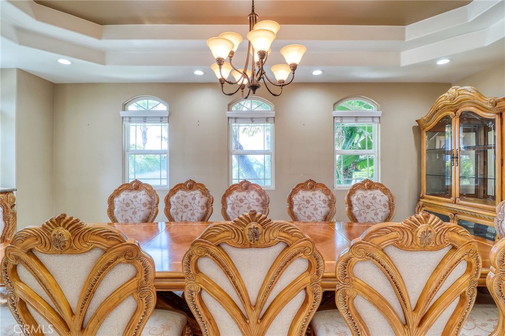 6116 Chadbourne Avenue Riverside, CA 92505 - Photo 10 of 43