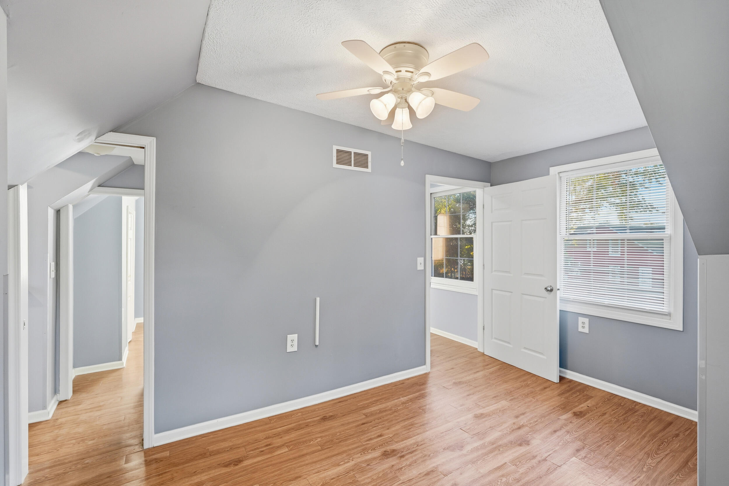 1059 Farrell Street Valparaiso, IN 46385 - Photo 16 of 23 2500x1667