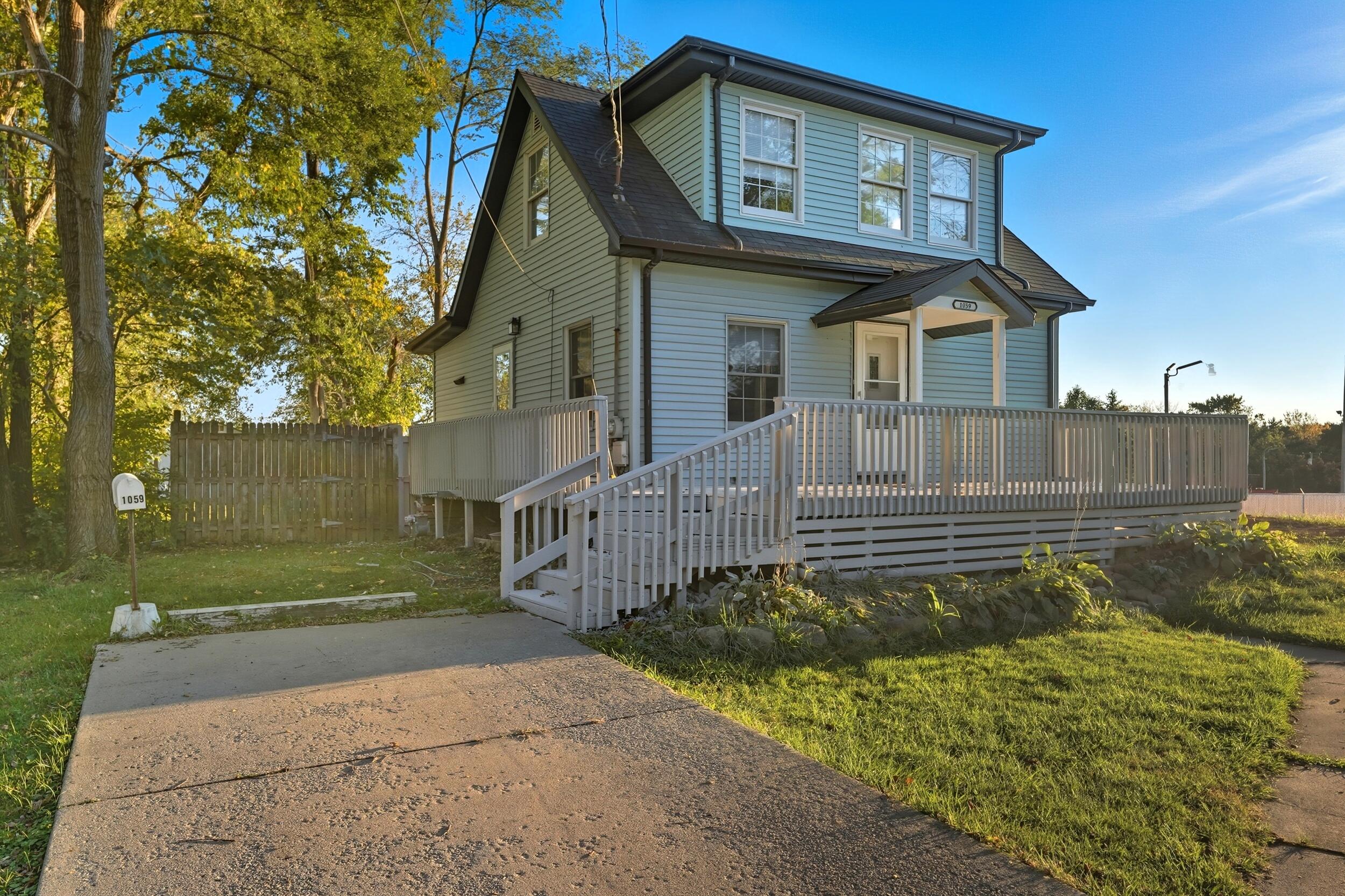 1059 Farrell Street Valparaiso, IN 46385 - Photo 2 of 23 2500x1666