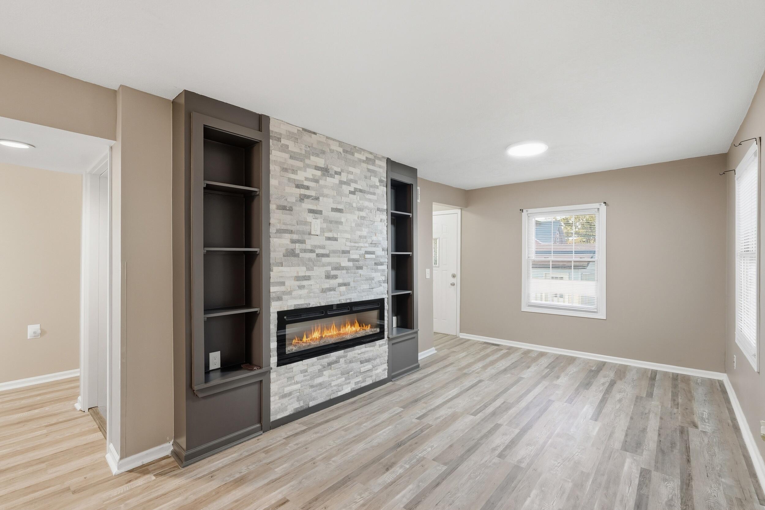 1059 Farrell Street Valparaiso, IN 46385 - Photo 4 of 23 2500x1667