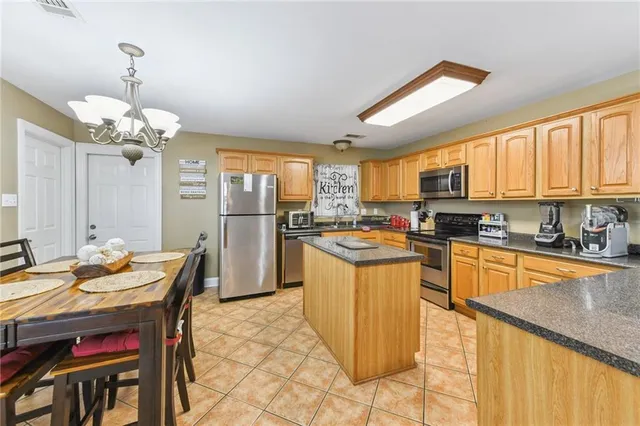 $237,000 | 1601 Marseille Drive, Laplace, LA 70068