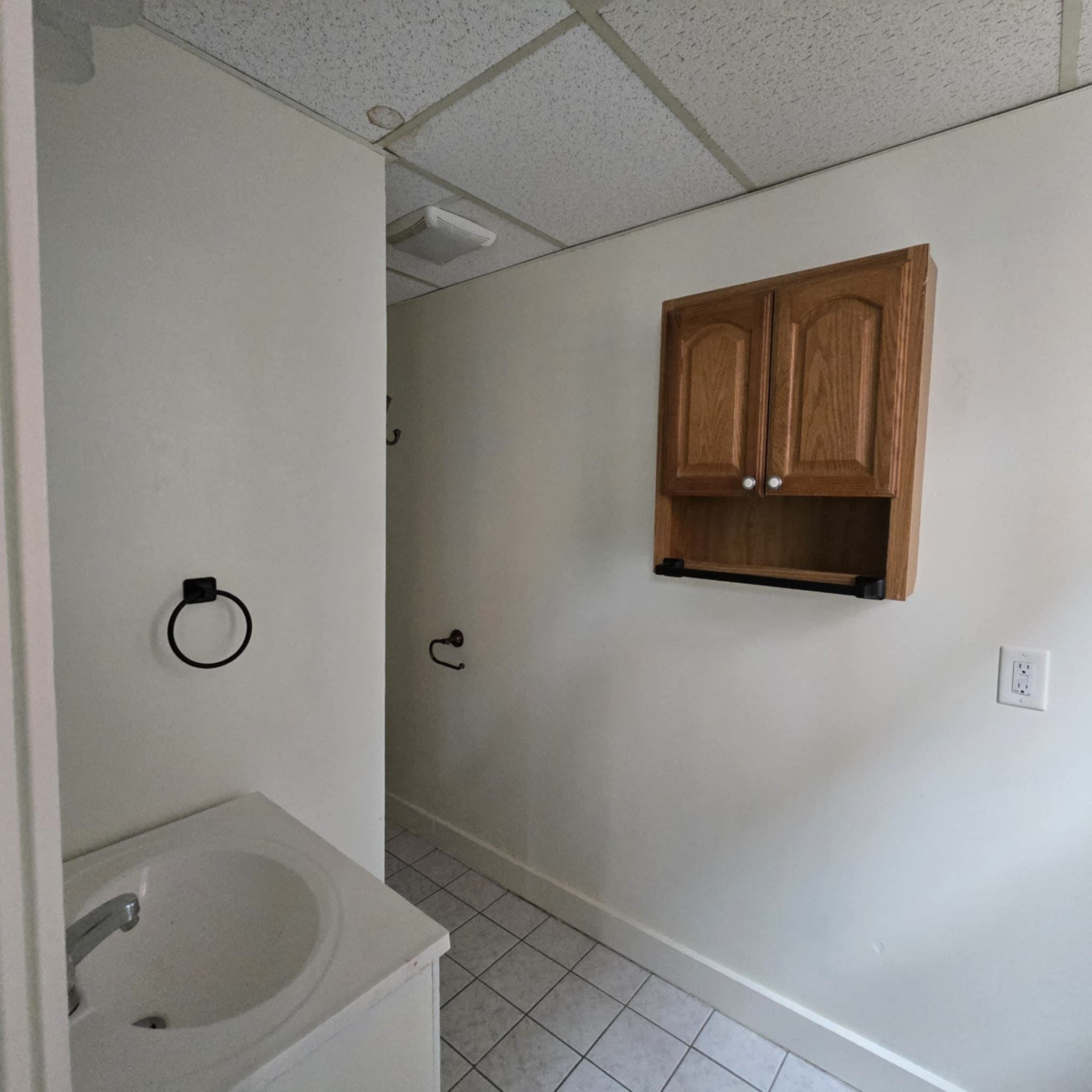515 Central Avenue, Unit 5 Dover, NH 03820 - Photo 12 of 36