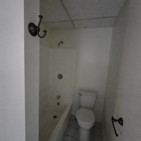 $1,795 | 515 Central Avenue, Unit 5, Dover, NH 03820